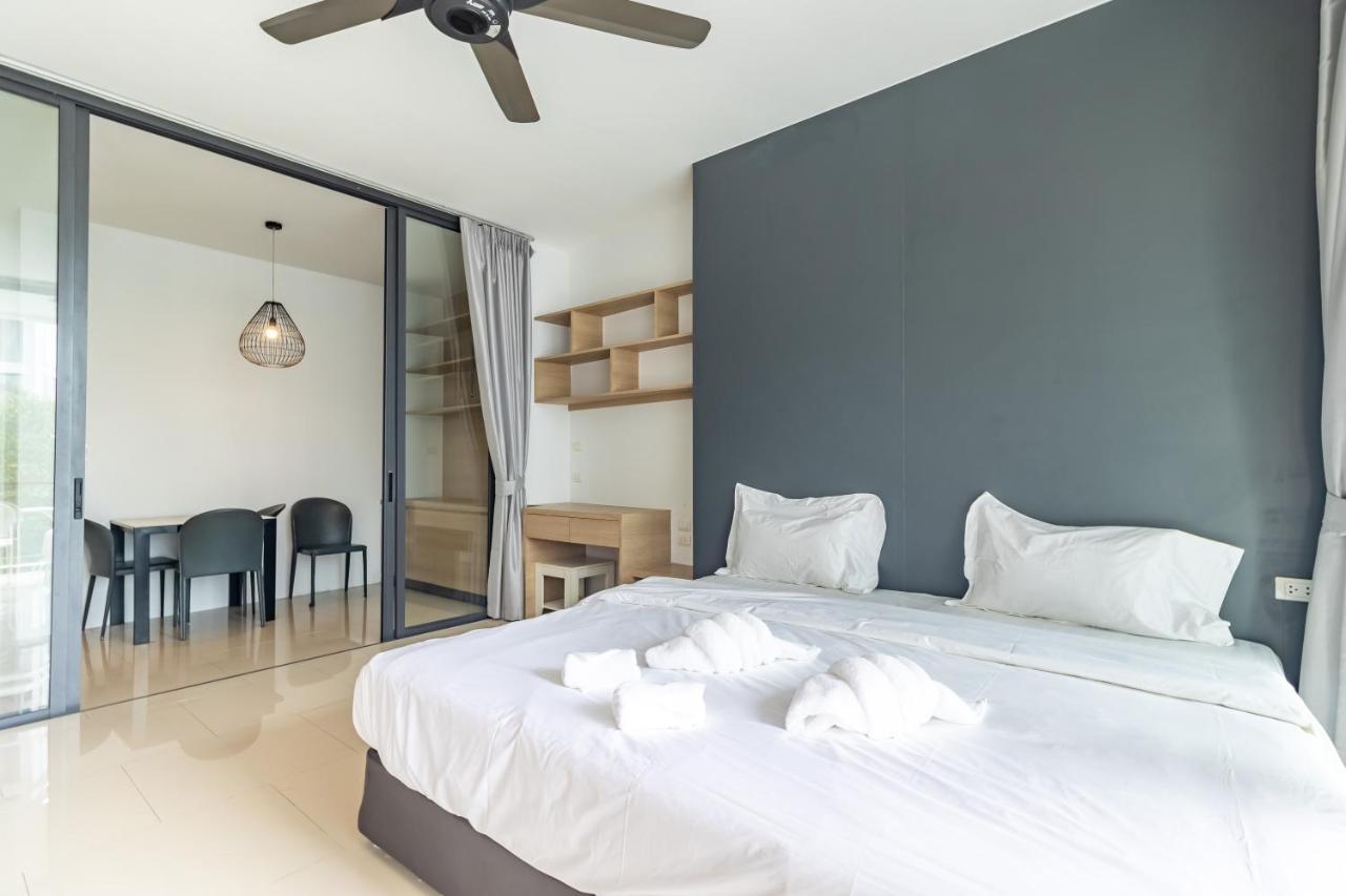 Icon Park Phuket Condo Buitenkant foto