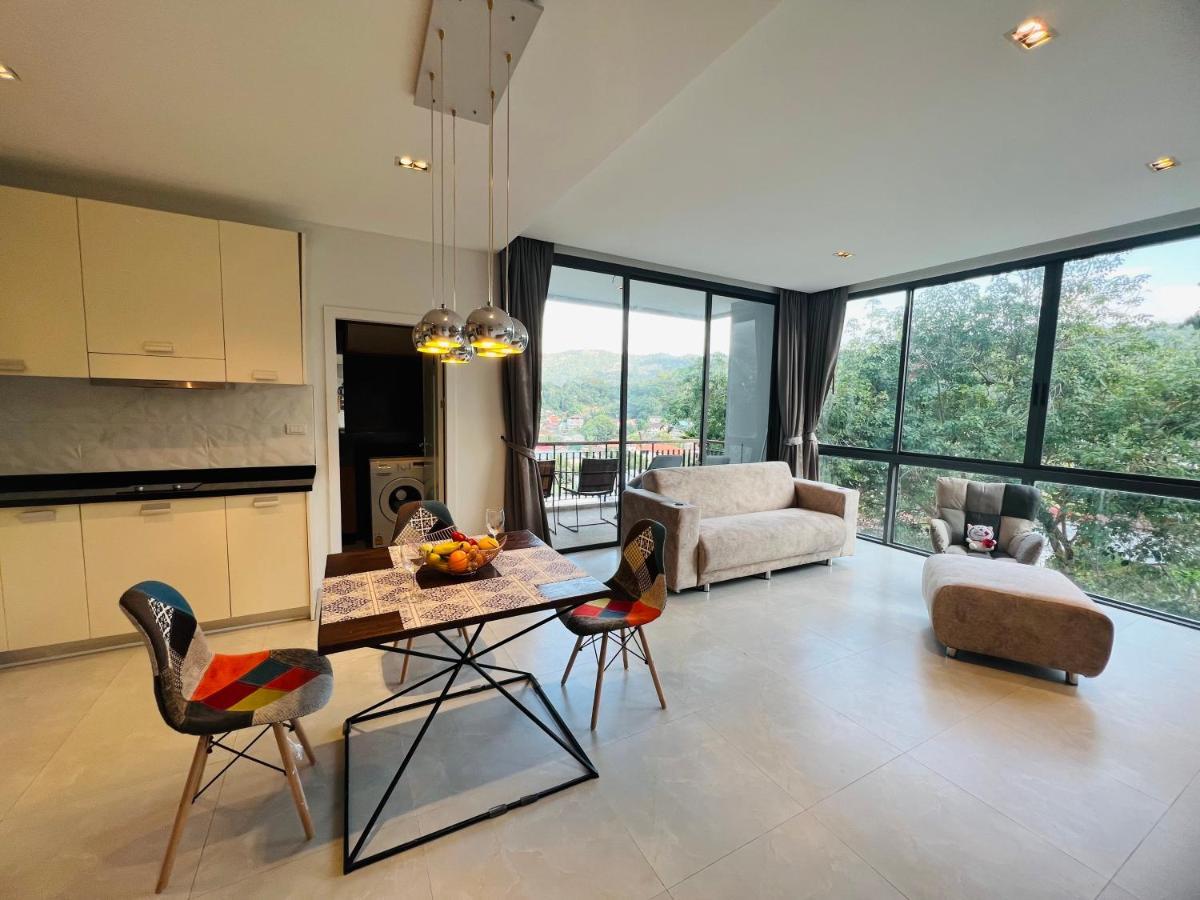 Icon Park Phuket Condo Buitenkant foto